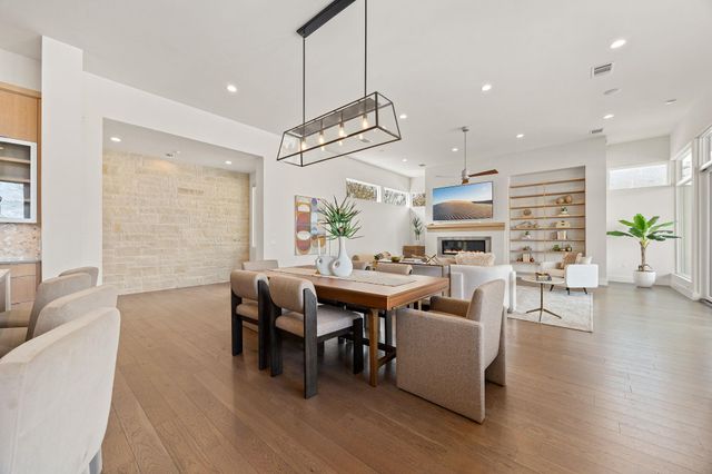 6504 W Courtyard DR, Austin, TX 78730