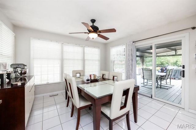 5148 Live Oak Drive, Smithton, IL 62285