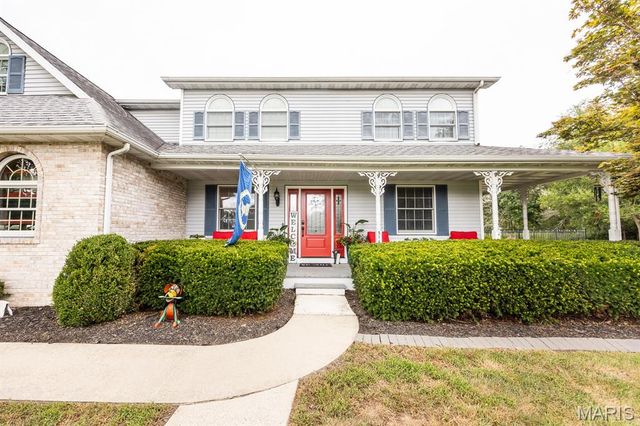 5148 Live Oak Drive, Smithton, IL 62285