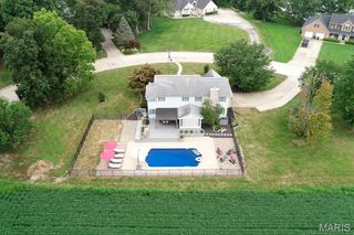 5148 Live Oak Drive, Smithton, IL 62285