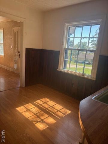 106 College Street, Crocker, MO 65452