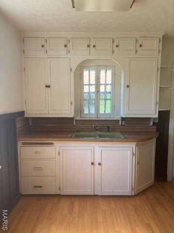 106 College Street, Crocker, MO 65452