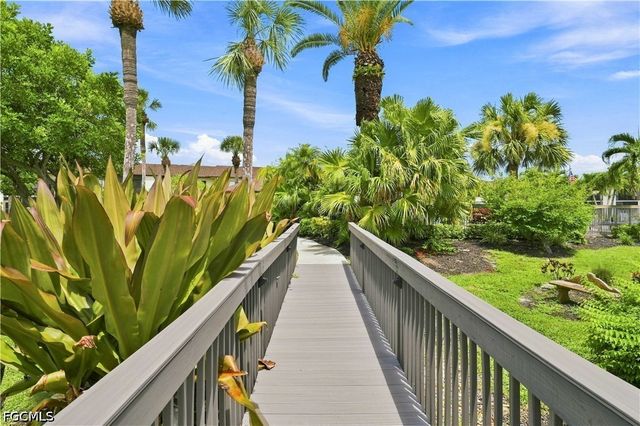 9261 Central Park DR 106, Fort Myers, FL 33919