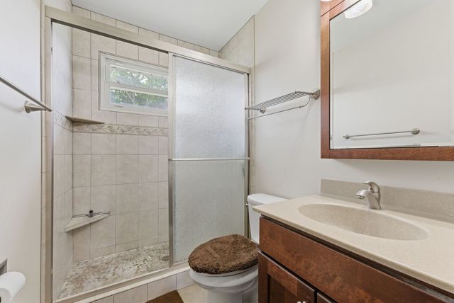 3108 Maplecrest Road, Bettendorf, IA 52722