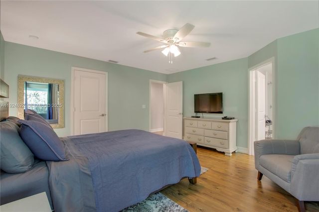 9155 SE Athena St, Hobe Sound, FL 33455