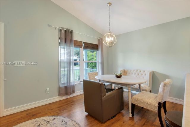 9155 SE Athena St, Hobe Sound, FL 33455