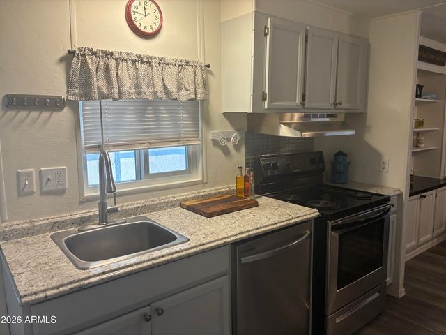 53 N MOUNTAIN Road 58, Apache Junction, AZ 85120