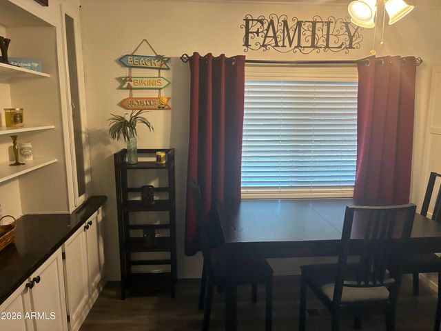 53 N MOUNTAIN Road 58, Apache Junction, AZ 85120