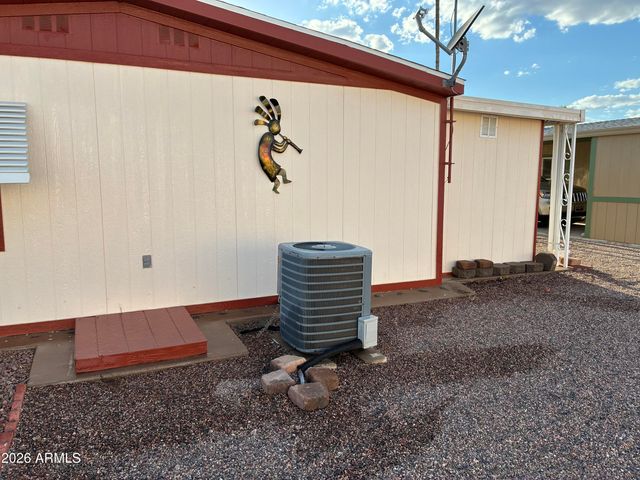 53 N MOUNTAIN Road 58, Apache Junction, AZ 85120
