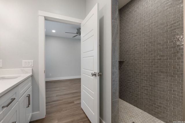 712 Wedgewood Lane, Fredericksburg, TX 78624