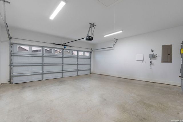 712 Wedgewood Lane, Fredericksburg, TX 78624