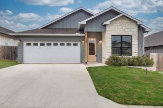 712 Wedgewood Lane, Fredericksburg, TX 78624