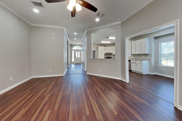 8615 Mile Run Road, Humble, TX 77346