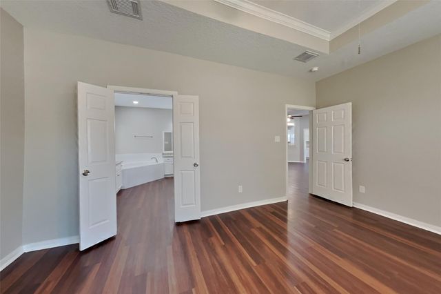 8615 Mile Run Road, Humble, TX 77346