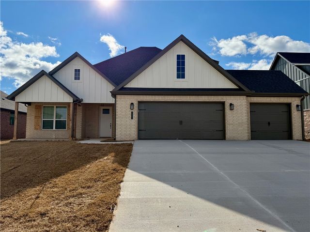 1503 Lookout Lane, Cave Springs, AR 72718