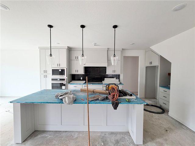 1503 Lookout Lane, Cave Springs, AR 72718