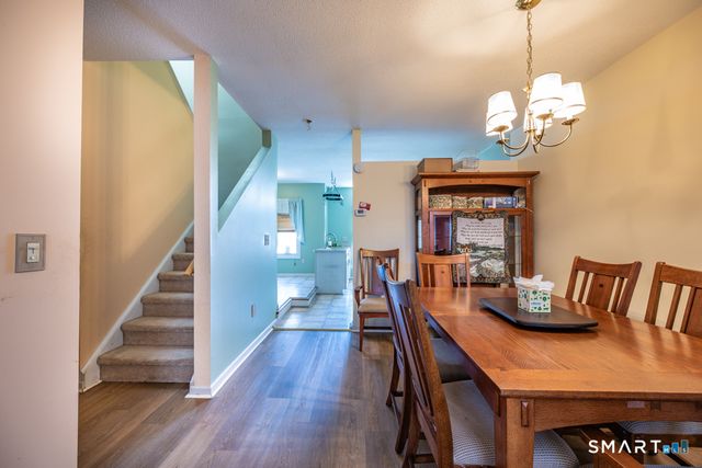 565 Newfield Street APT 34, Middletown, CT 06457