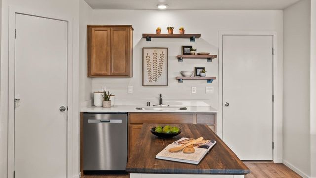 5238 E Mckinnon Ln, Spokane, WA 99217