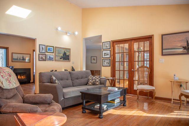 210 Plains Road, Peru, NY 12972