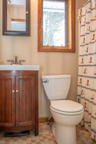 210 Plains Road, Peru, NY 12972