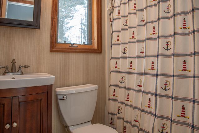 210 Plains Road, Peru, NY 12972