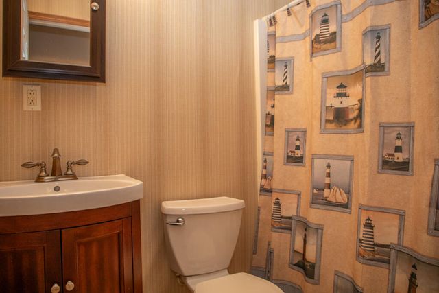 210 Plains Road, Peru, NY 12972