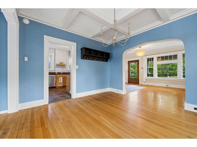 5617 Ne 27TH Ave, Portland, OR 97211