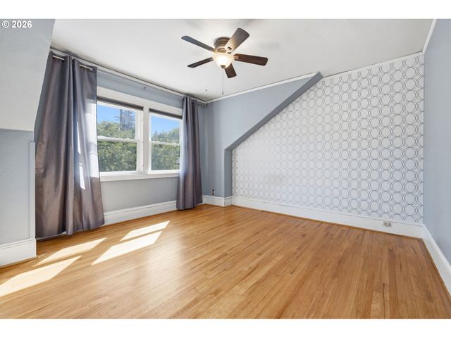 5617 Ne 27TH Ave, Portland, OR 97211