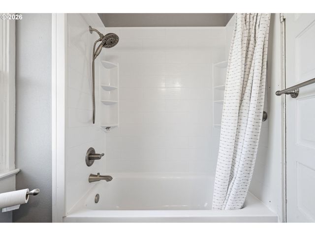 5617 Ne 27TH Ave, Portland, OR 97211