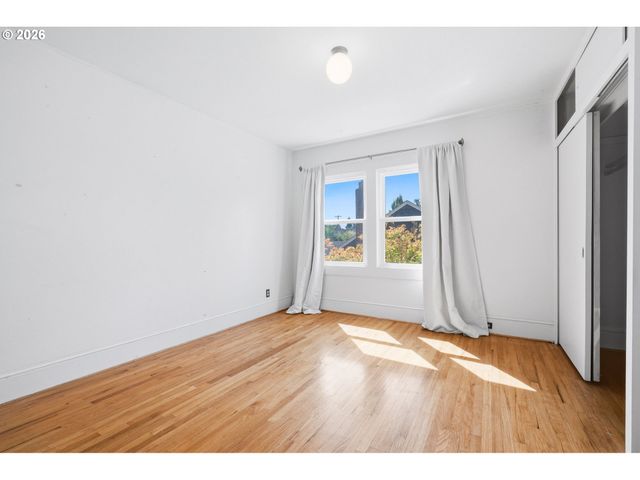 5617 Ne 27TH Ave, Portland, OR 97211