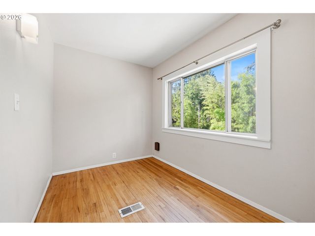 5617 Ne 27TH Ave, Portland, OR 97211