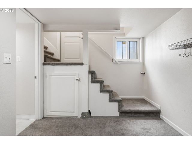 5617 Ne 27TH Ave, Portland, OR 97211