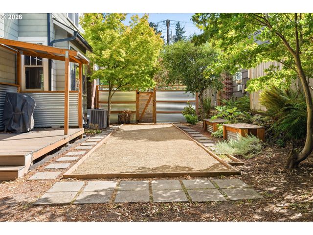 5617 Ne 27TH Ave, Portland, OR 97211