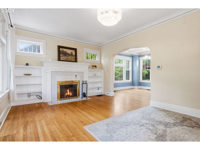5617 Ne 27TH Ave, Portland, OR 97211