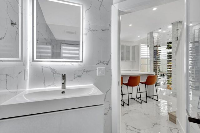 6631 NW 25th Avenue, Boca Raton, FL 33496