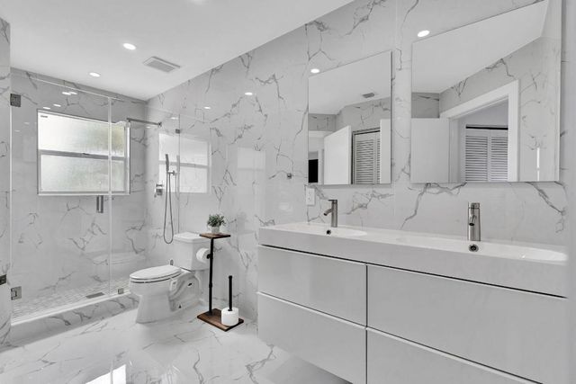 6631 NW 25th Avenue, Boca Raton, FL 33496