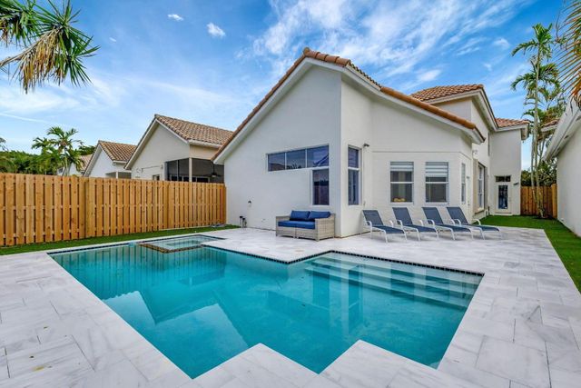6631 NW 25th Avenue, Boca Raton, FL 33496