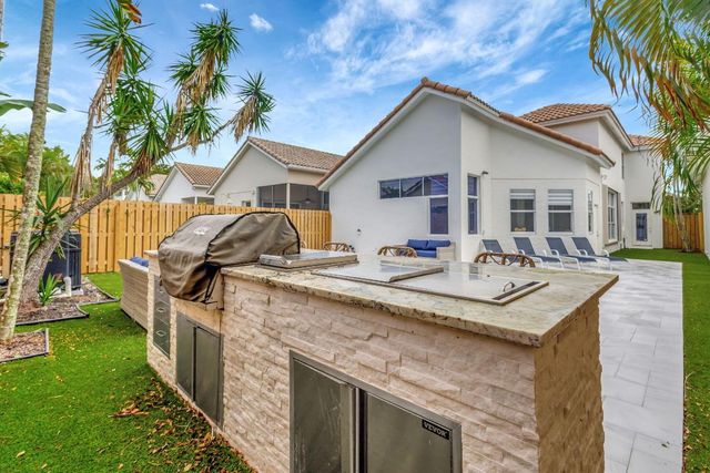 6631 NW 25th Avenue, Boca Raton, FL 33496