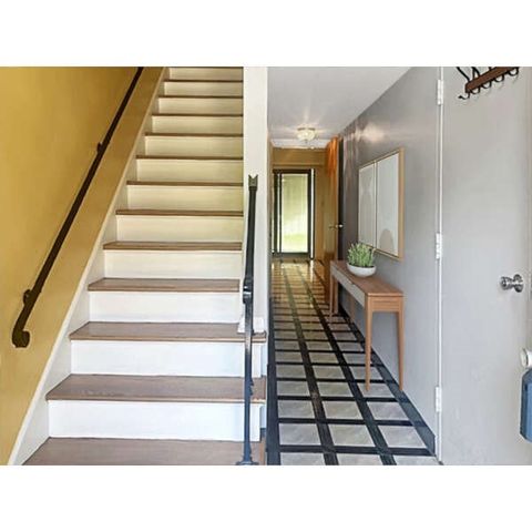 3 Foster Square 3, Central North Side, PA 15212