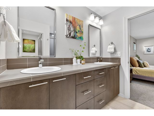 4938 Se 33RD Ave, Portland, OR 97202