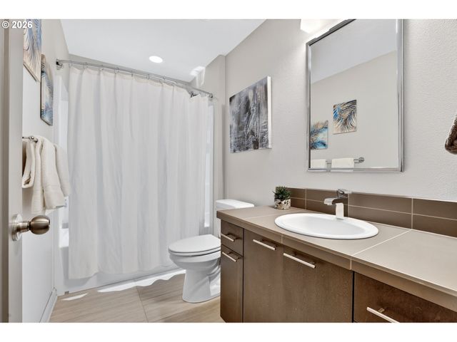 4938 Se 33RD Ave, Portland, OR 97202