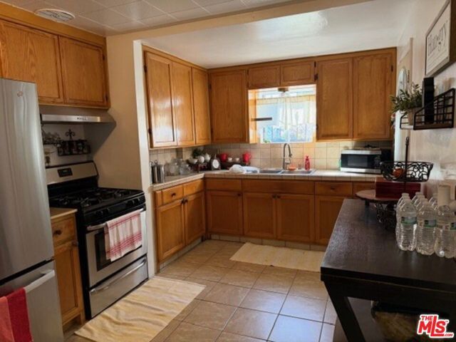 3554 Durfee Avenue, El Monte, CA 91732