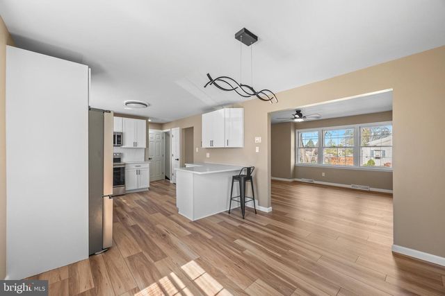 323 EDGEWOOD AVE, Lansdale, PA 19446