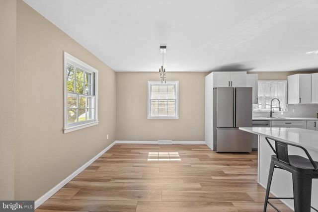 323 EDGEWOOD AVE, Lansdale, PA 19446