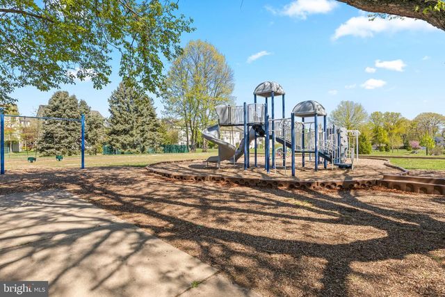 323 EDGEWOOD AVE, Lansdale, PA 19446