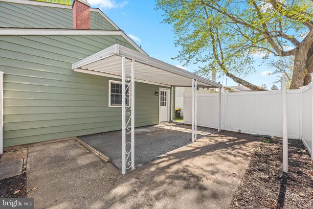 323 EDGEWOOD AVE, Lansdale, PA 19446