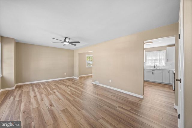 323 EDGEWOOD AVE, Lansdale, PA 19446