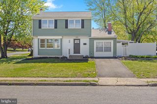 323 EDGEWOOD AVE, Lansdale, PA 19446