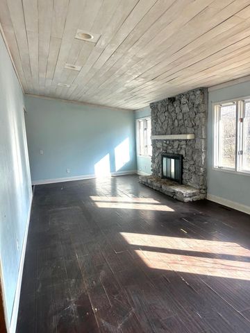 117 Ridgeview Drive, Willard, MO 65781