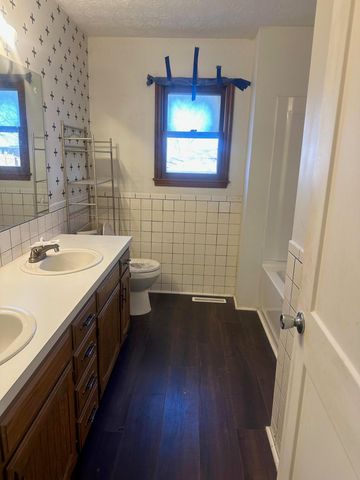 117 Ridgeview Drive, Willard, MO 65781